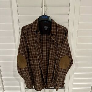 Pendleton Men’s Brown and Tan Plaid Trail Shirt